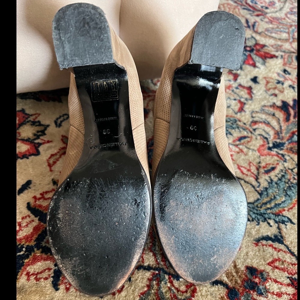 BALENCIAGA Perforated Suede Peep-Toe Booties - Size IT 39 | US 9 - Picture 6 of 12